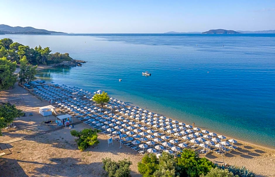 Lagomandra Hotel and Spa