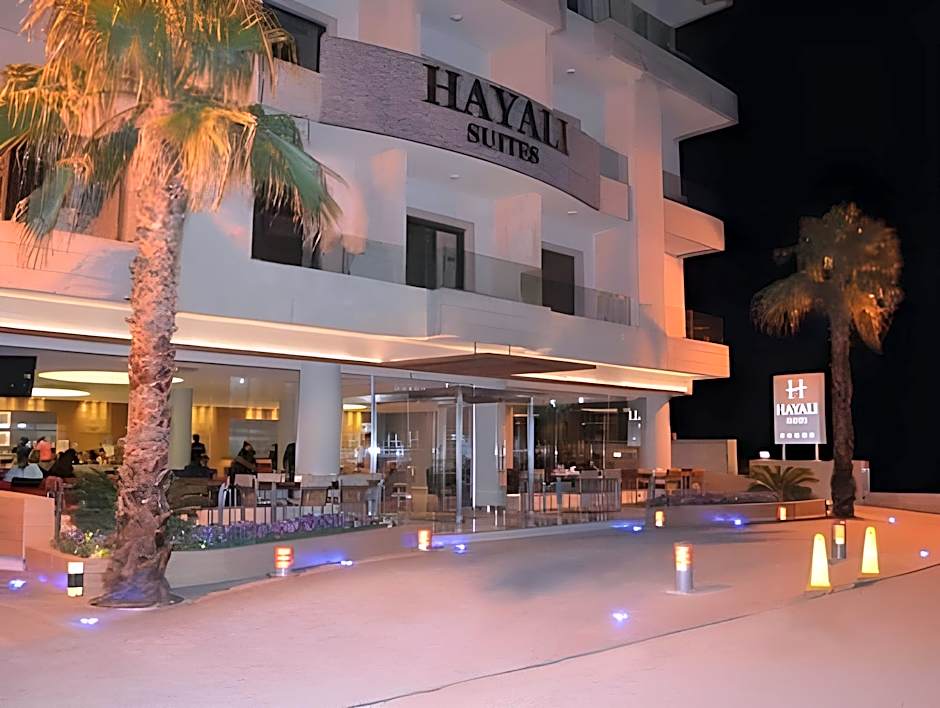Hayali Suites