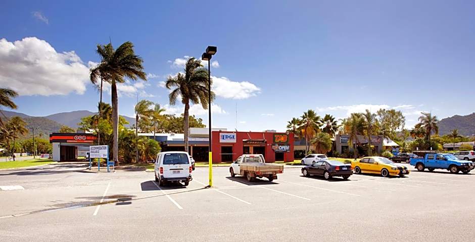 Nightcap at Edge Hill Tavern