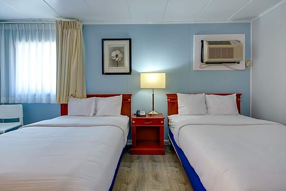 Rideau Oceanfront Motel
