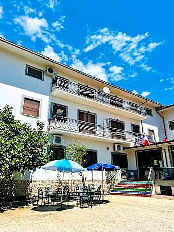 Hotel Paradiso