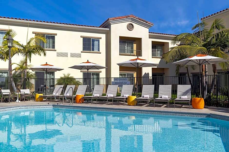 Courtyard by Marriott Santa Barbara Goleta