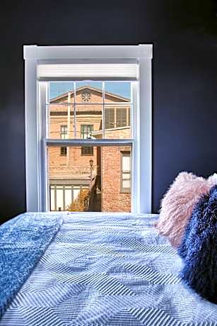 Nest Hudson