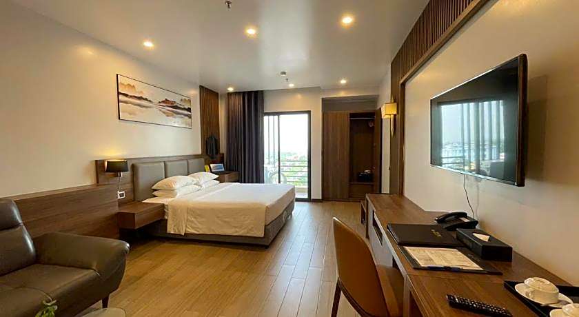 Zen Riverside Hotel n Residences