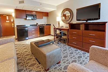 King Suite with Sofa Bed and Kitchenette