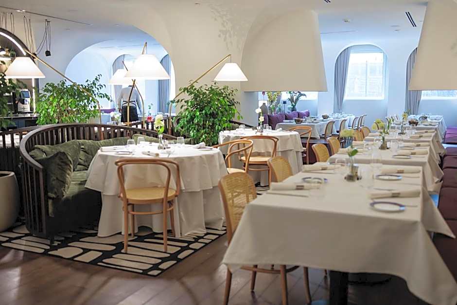 Radisson Collection Hotel Old Mill Belgrade