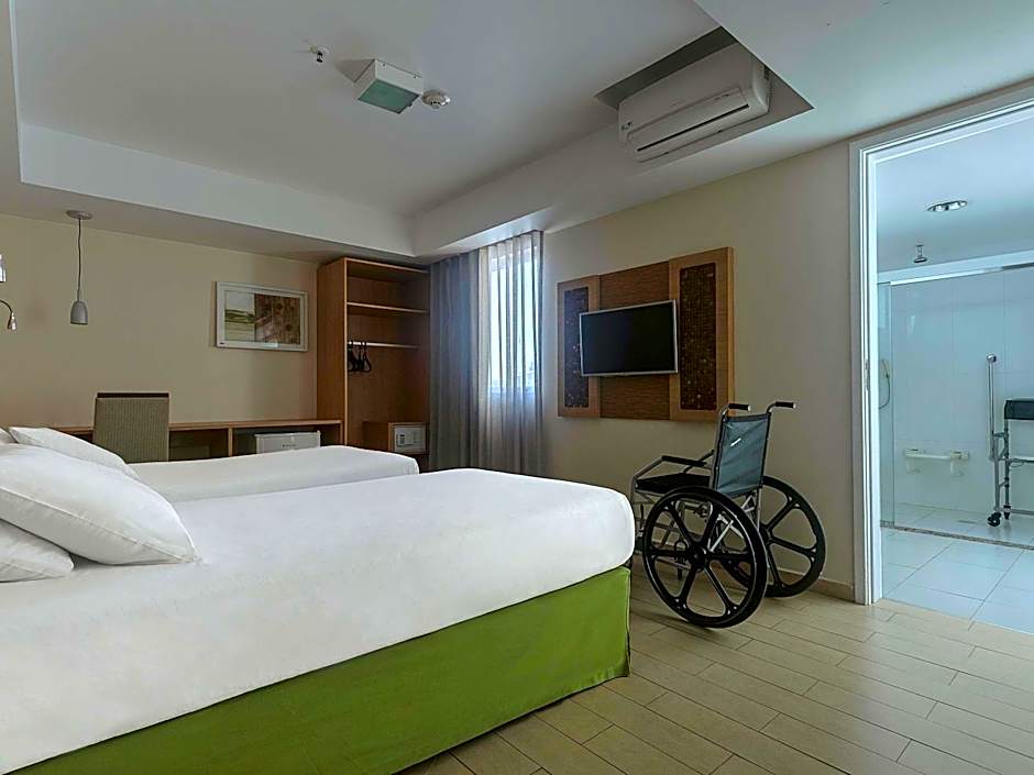 Mercure Maceio Pajucara Hotel