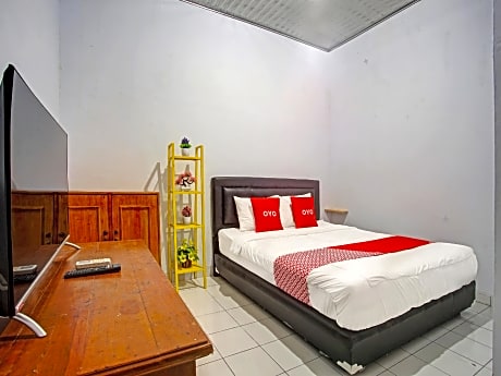 OYO 3994 Wisma Amalia