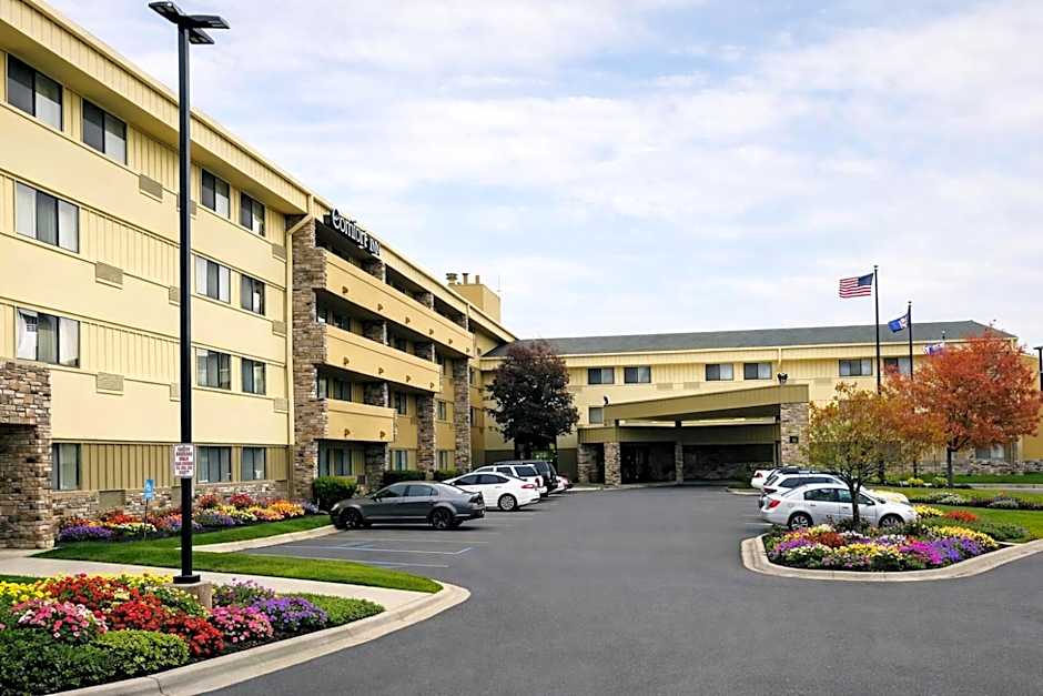 Comfort Inn  Farmington Hills - Detroit Northwest