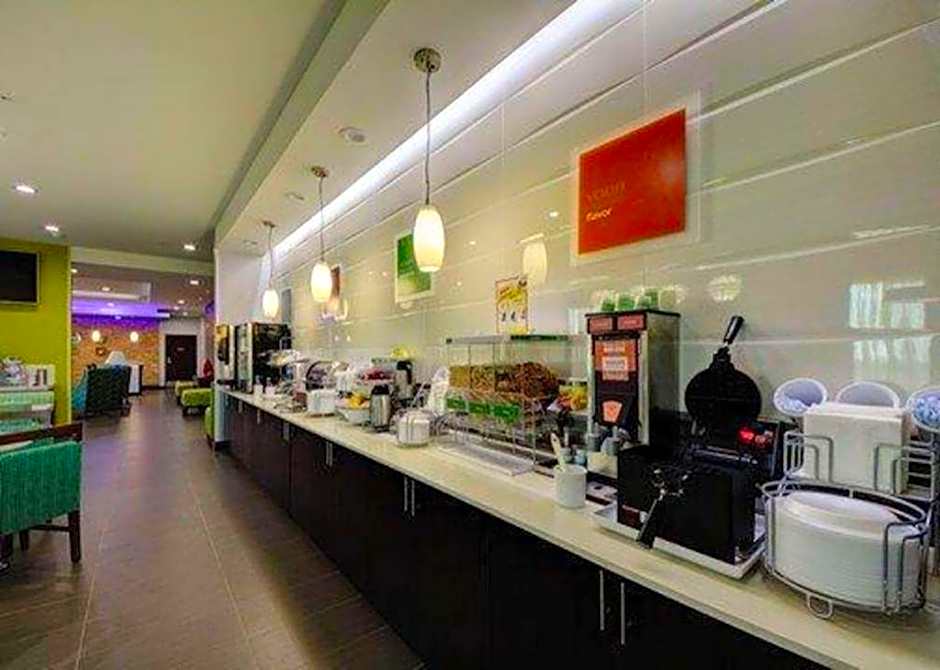 Comfort Inn & Suites
