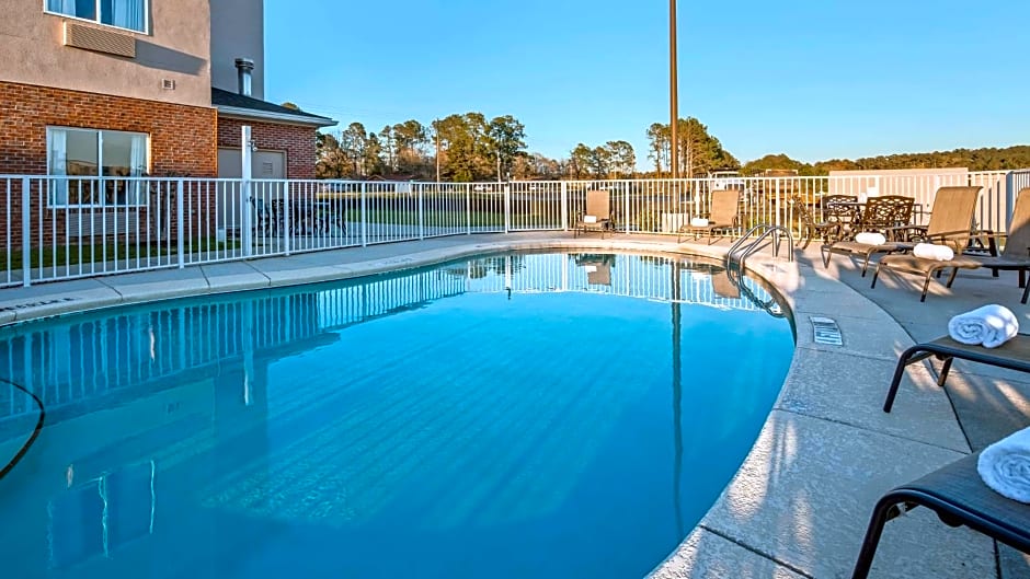 Best Western Dothan Inn & Suites