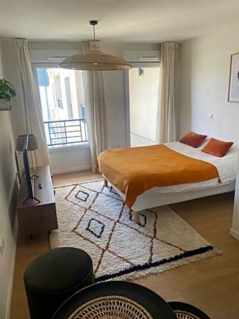 Studio Apartment