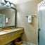 Best Western Plus Revere Inn And Suites