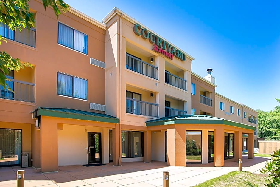 Courtyard by Marriott Boston Westborough