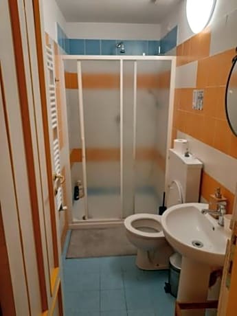 4-Bed Mixed Dormitory Room