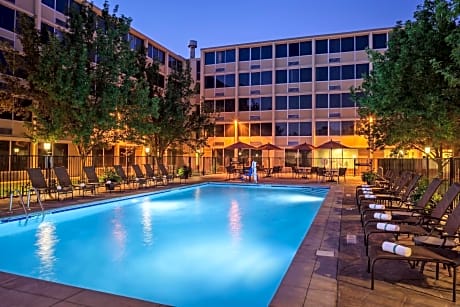 DoubleTree By Hilton Hotel Denver Central Park