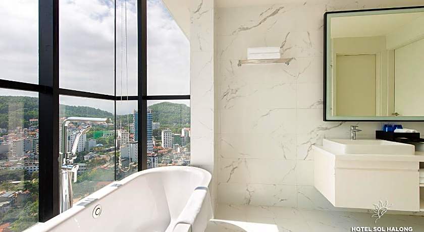 Hotel Soleil Ha Long, Trademark Collection by Wyndham