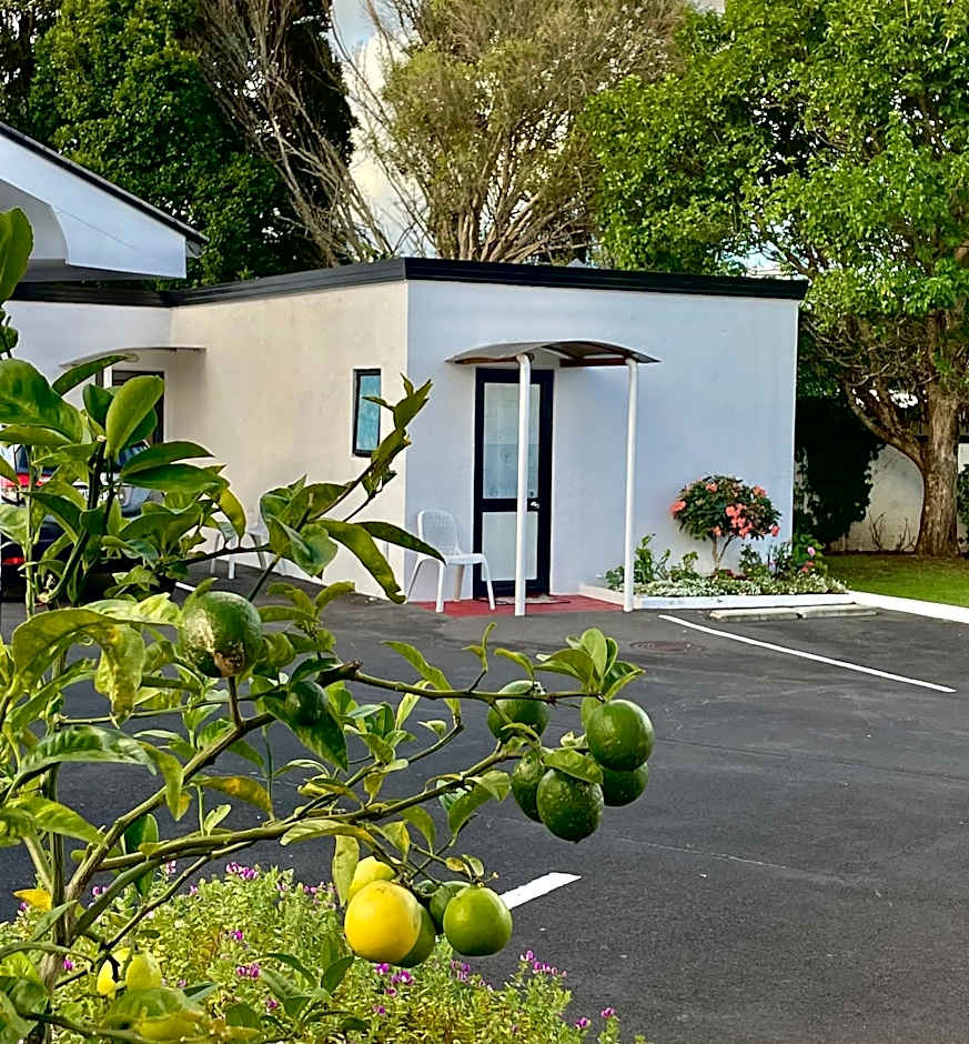 Cascades Motor Lodge