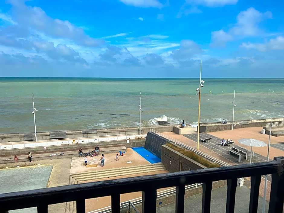 Boutique Hôtel La Maison des Galets sur le front de mer