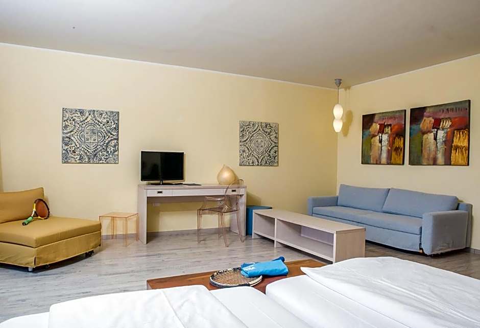 Club Hotel Olivi - Tennis Center