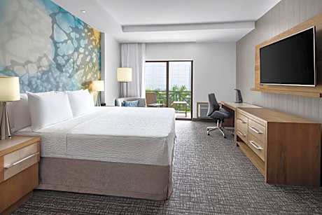 Courtyard Suite, 1 Bedroom Suite, 1 King, Balcony