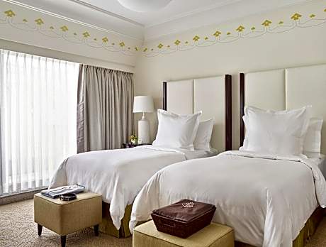 Superior Room with Two Twin Beds
