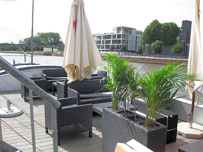 Bootel Ahoi