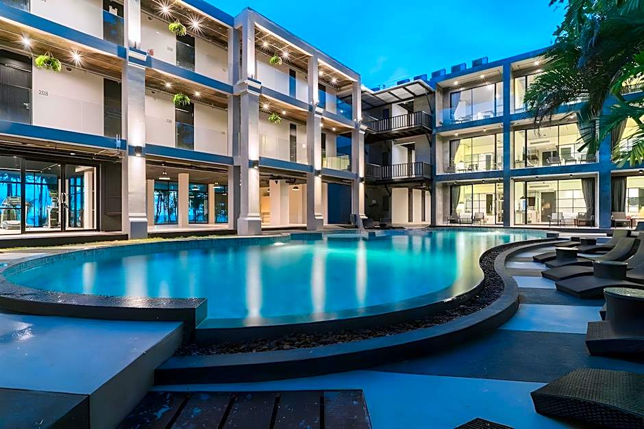 Kokotel Khao Lak Lighthouse