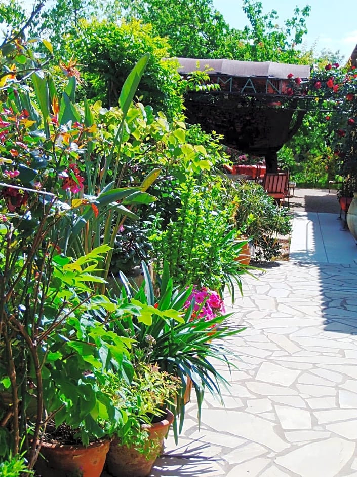 Aux Amandiers – Frejus, ID