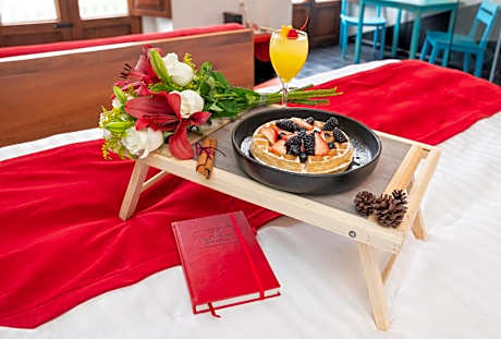 Del Carmen Concept Hotel