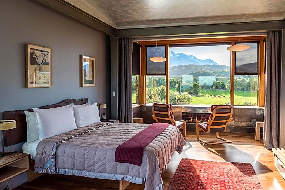 Hapuku Lodge & Tree Houses