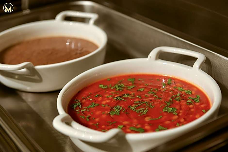 Muscat Express Hotel