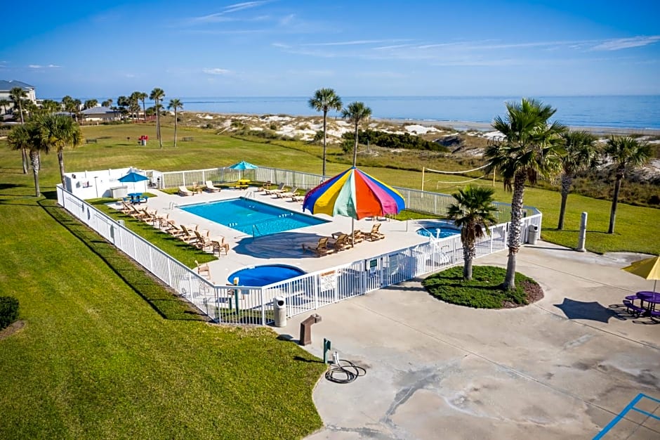 Days Inn & Suites by Wyndham Jekyll Island