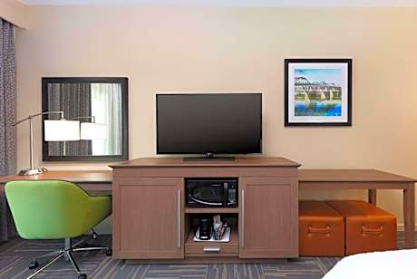 King Room with Sofa Bed