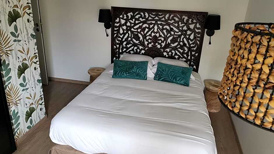 Logis Le Relais du Chapeau Rouge
