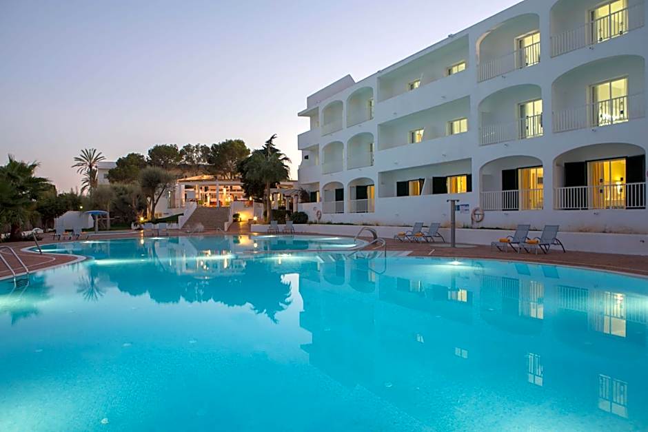 Gavimar Ariel Chico Hotel and Apartments