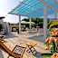 Hotel Encino