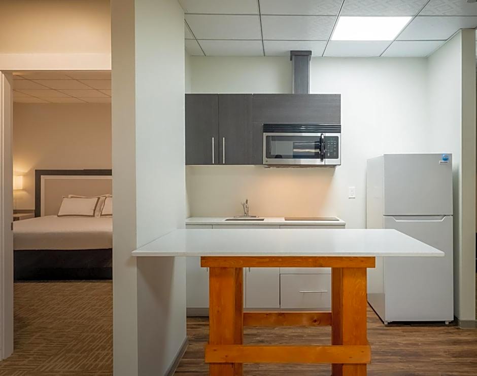 Quality Inn Sunshine Suites