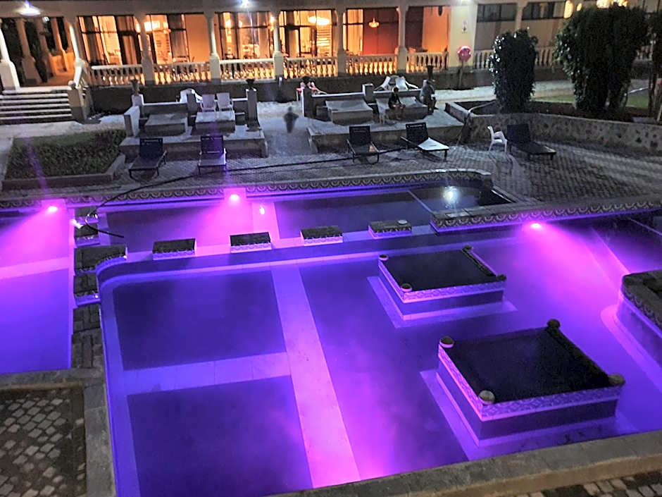 Floreat Riverside Lodge and Spa