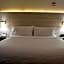 Holiday Inn Express Hotel & Suites McPherson by IHG