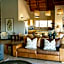 Dinkweng Safari Lodge