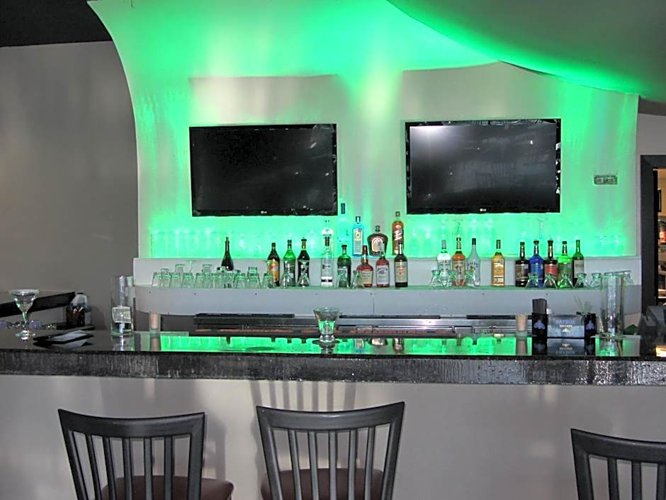 Wyndham Garden Midland