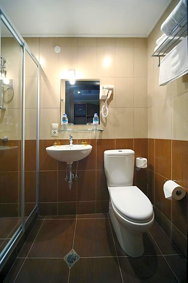 Tskaltubo Plaza Hotel