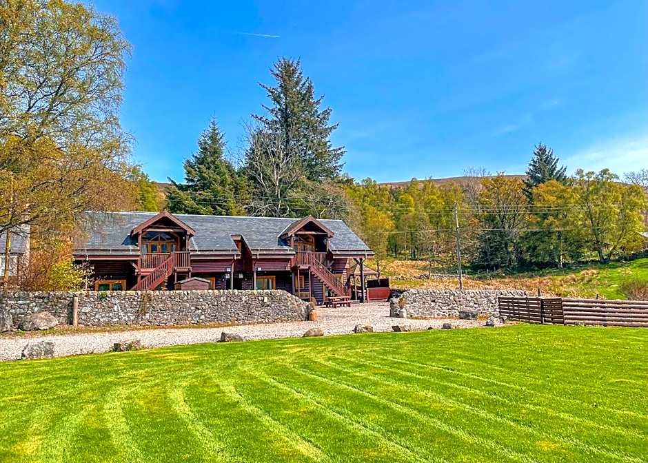 Glen Clova Lodges