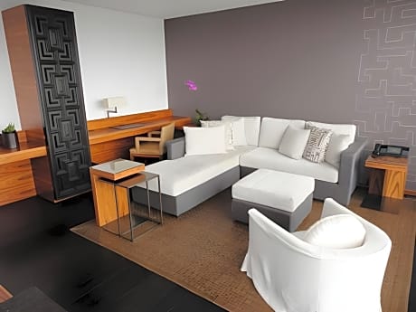 Penthouse Suite