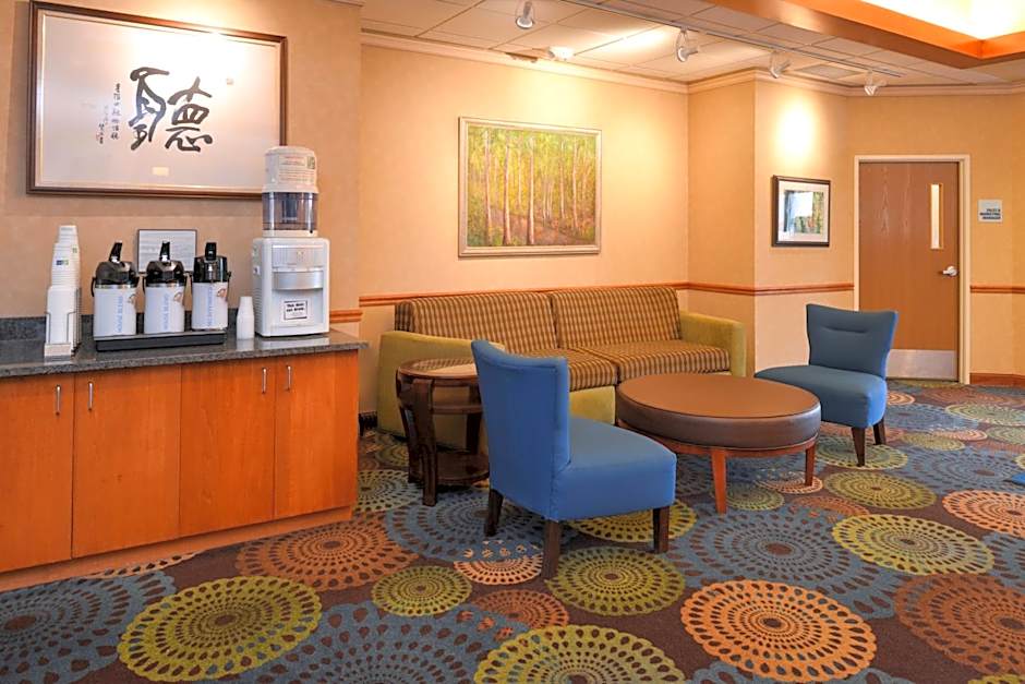 Holiday Inn Express & Suites St. Croix Valley By IHG