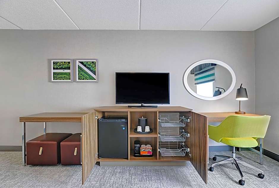 Hampton Inn By Hilton & Suites Belleville