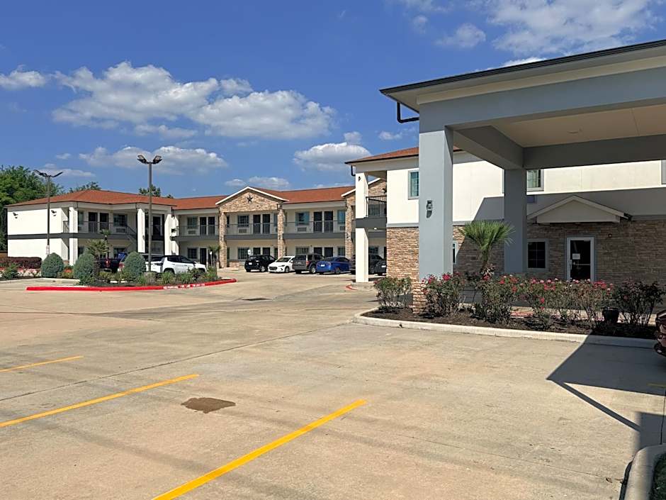 Scottish Inn & Suites - IAH Airport