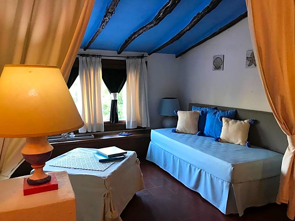 Palmasera Charming Suites