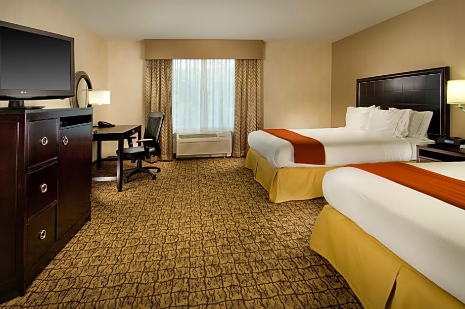 Holiday Inn Express & Suites Alexandria - Fort Belvoir, an IHG Hotel